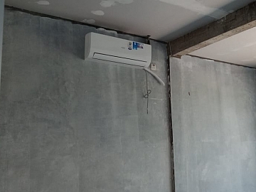 Pekerjaan Pemasangan AC